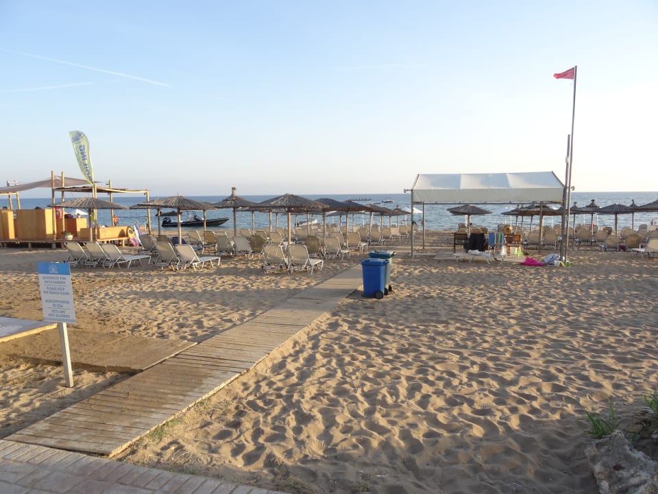 Strand Sandy Beach Resort