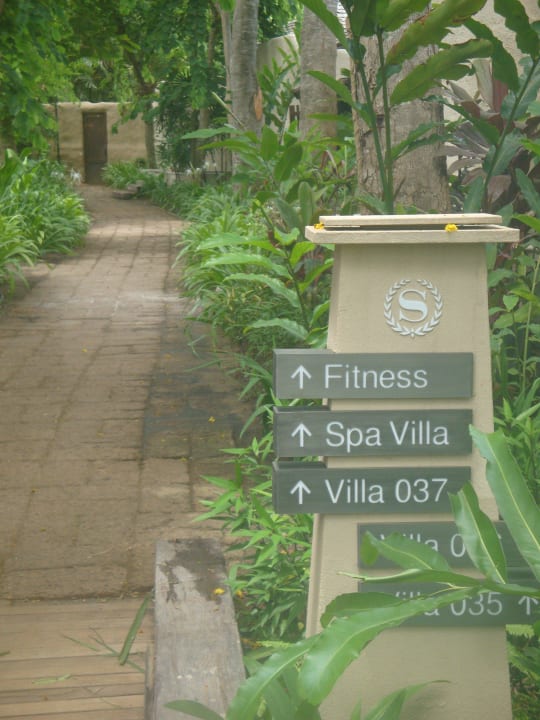 Hinweisschilder zum Spa und Fitness Sheraton Hua Hin Pranburi Villas