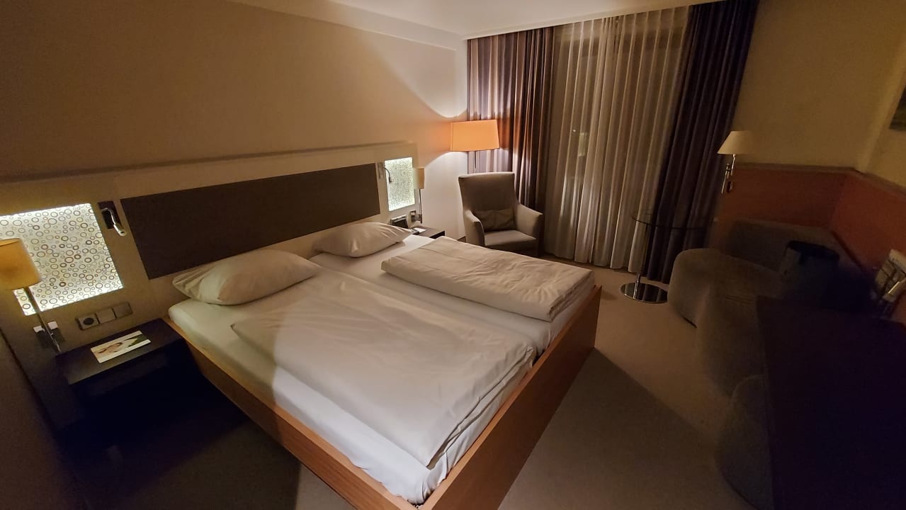Zimmer Dorint Thermenhotel Freiburg