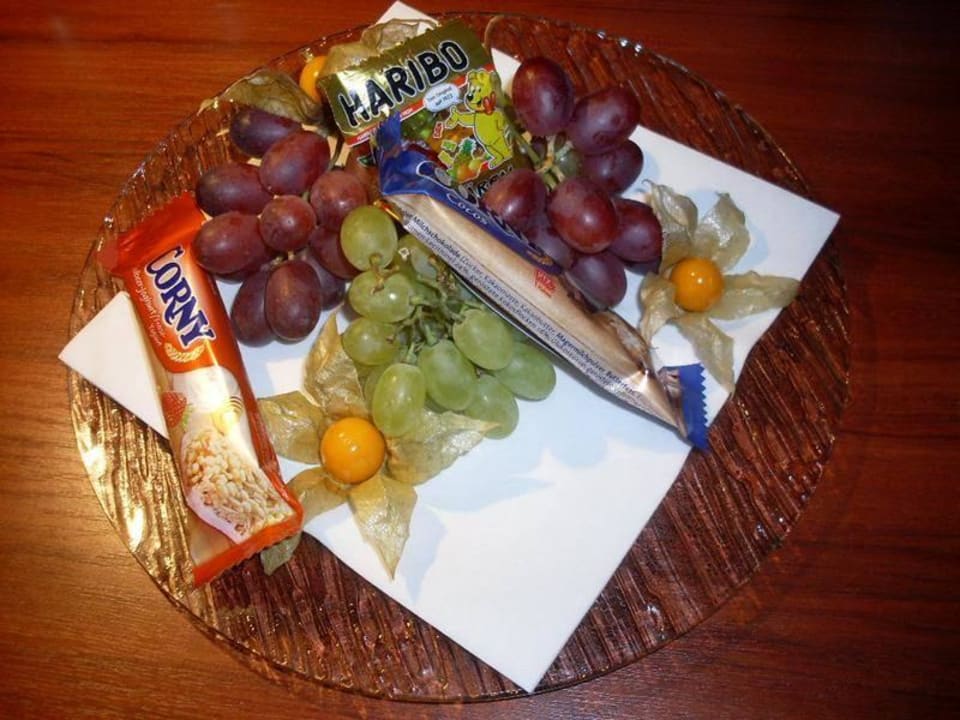 Obst und Snacks zur Begrüßung Holiday Inn Express Frankfurt - Airport