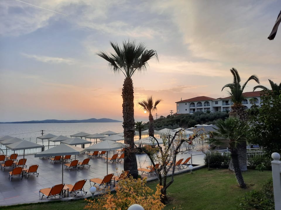 Ausblick Akrathos Beach Hotel