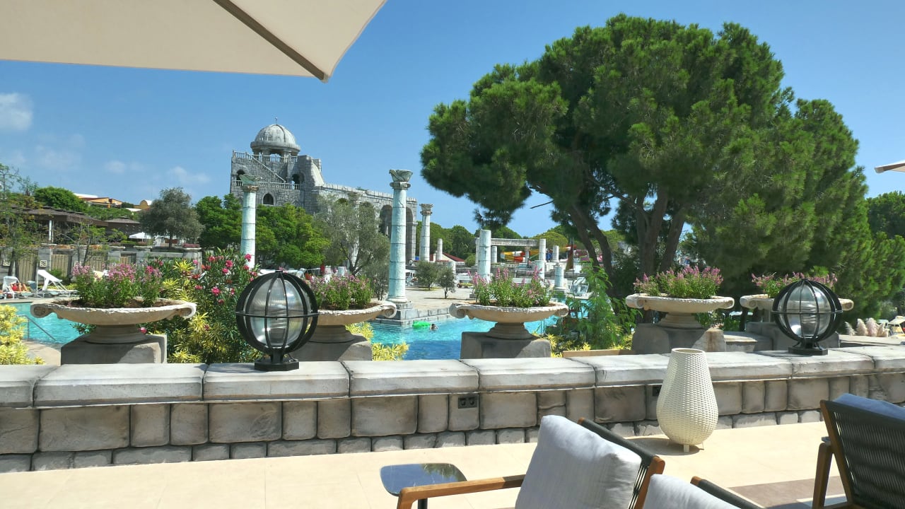 Pool Xanadu Resort Hotel