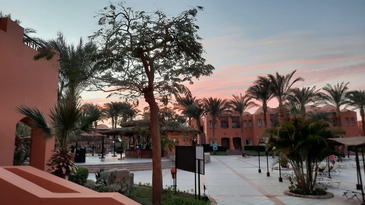 Außenansicht Jaz Makadi Oasis Resort