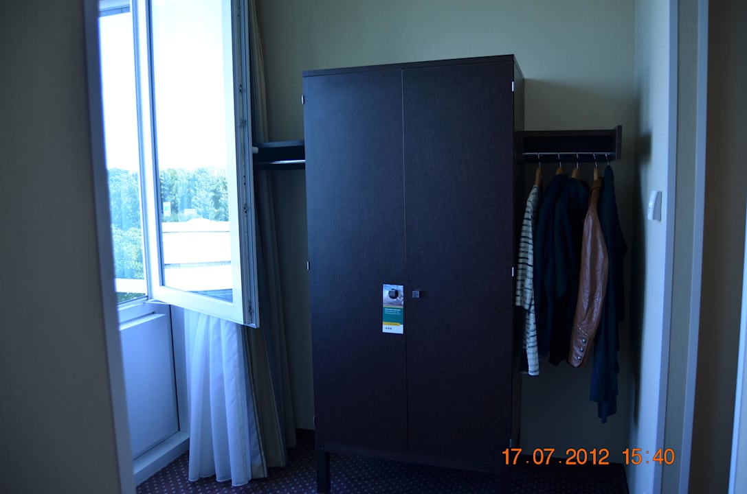 Schrank Mercure Muenchen Ost Messe