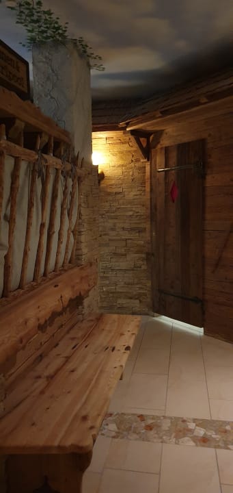 Sport & Freizeit Alm- & Wellnesshotel Alpenhof