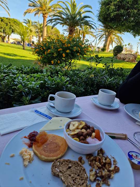 Gastro Anissa Beach & Village