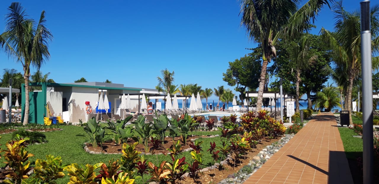 Gartenanlage Hotel Riu Palace Tropical Bay