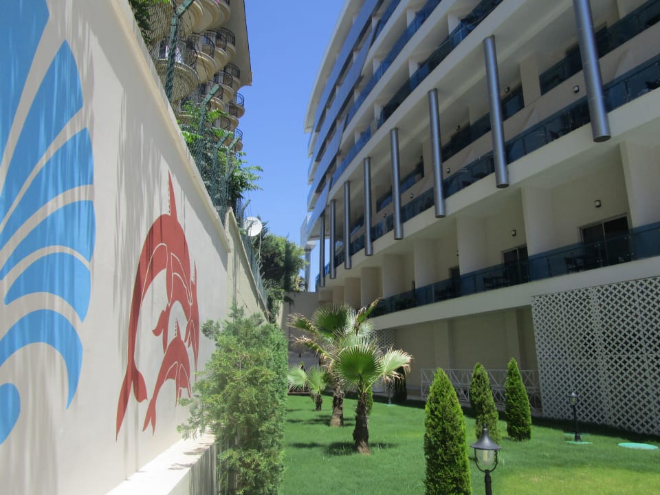 Außenansicht Hotel Botanik Platinum