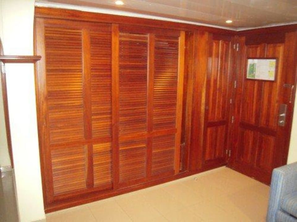 Schrankwand inkl. Safe Grand Palladium Select Bávaro Resort & Spa