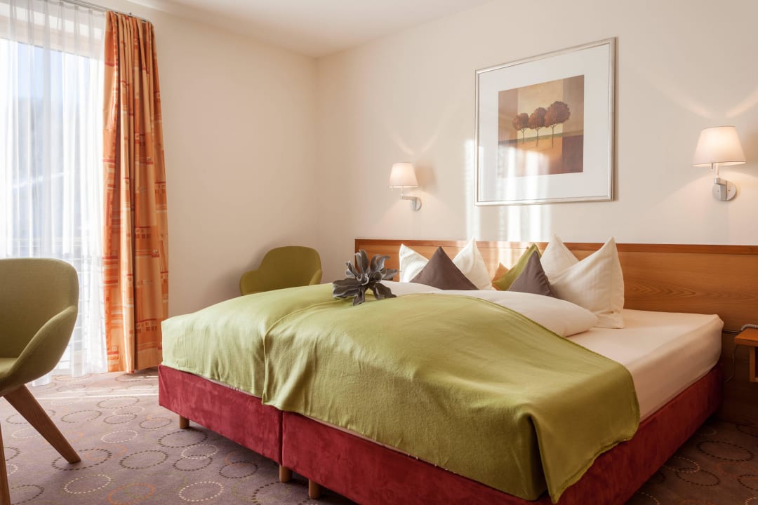 Doppelzimmer Gästehaus Hotel Waldhorn