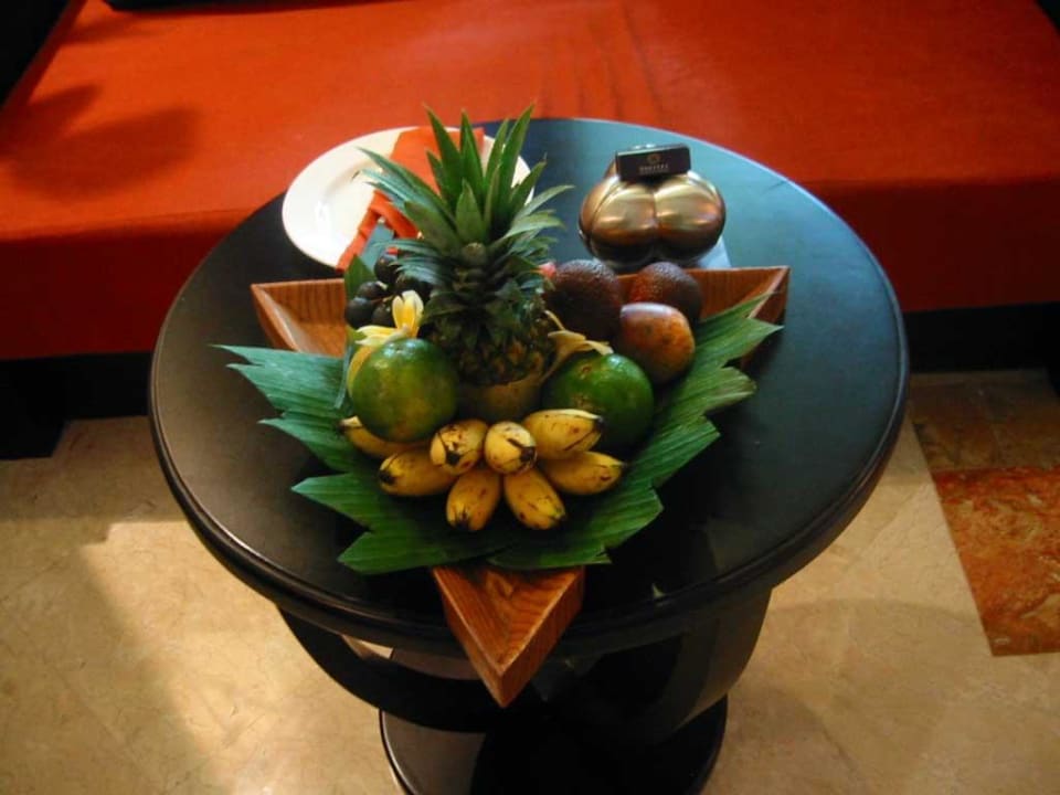 Sofitel Zimmer, welcome basket The Royal Beach Seminyak Bali - MGallery Collection