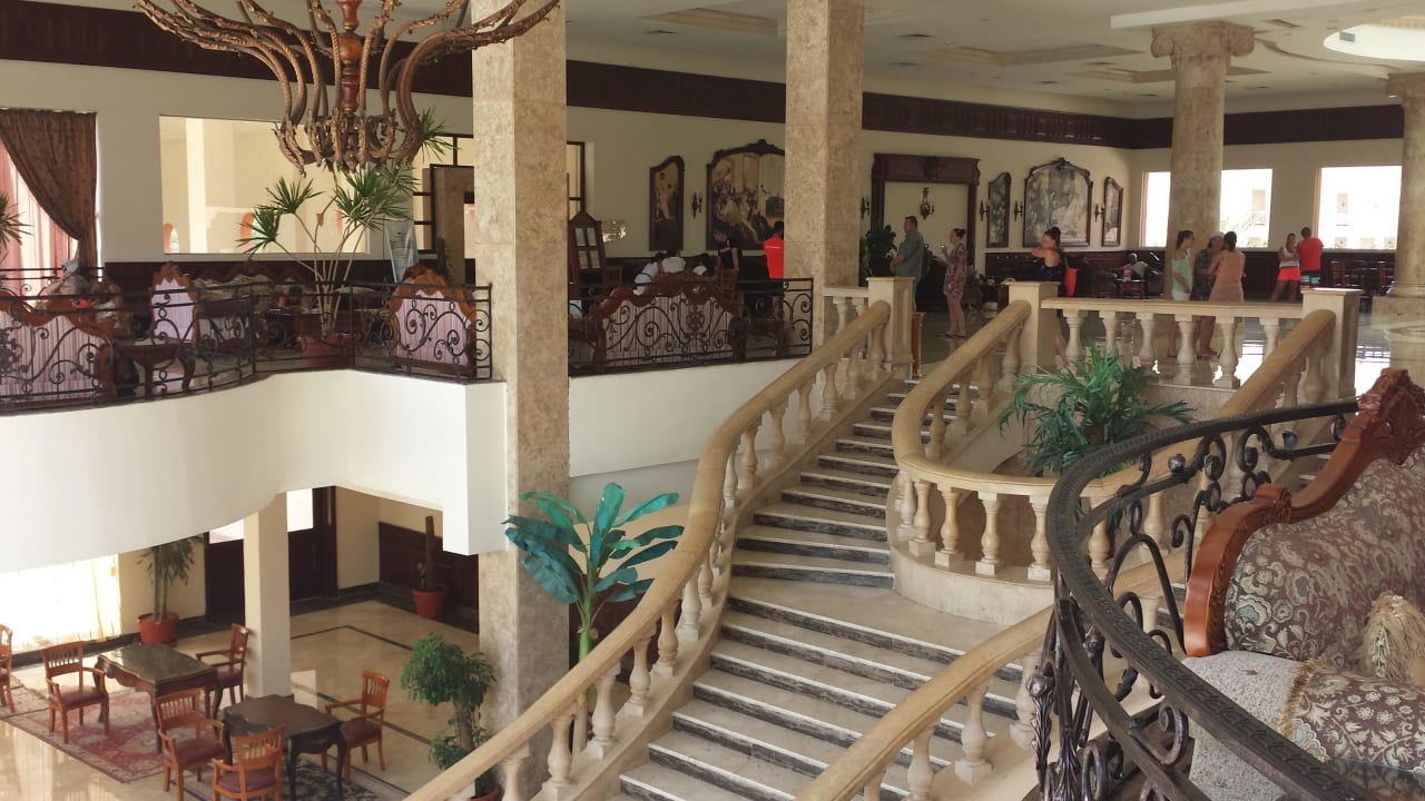 Lobby Titanic Beach Spa & Aqua Park