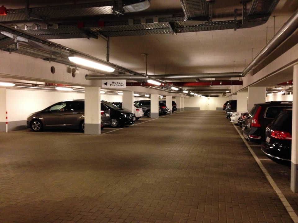 Tiefgarage Park-Hotel Hagenbeck