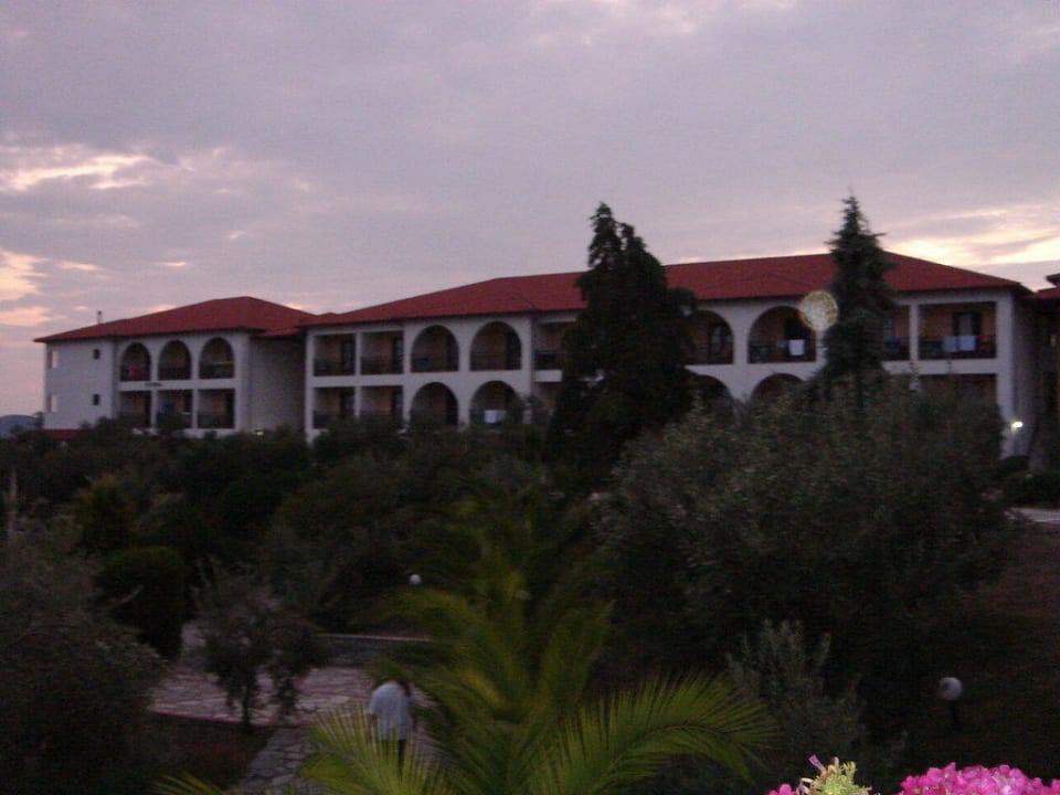 Nebengebäuse Akrathos Beach Hotel