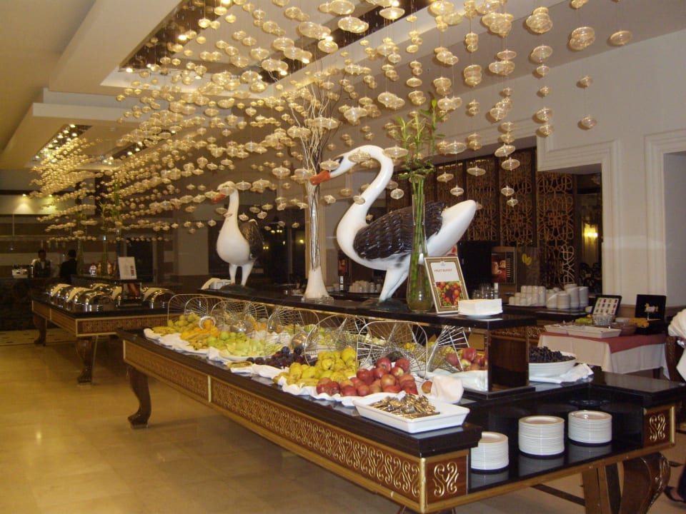 Buffet Diamond Excellence Resort & Spa