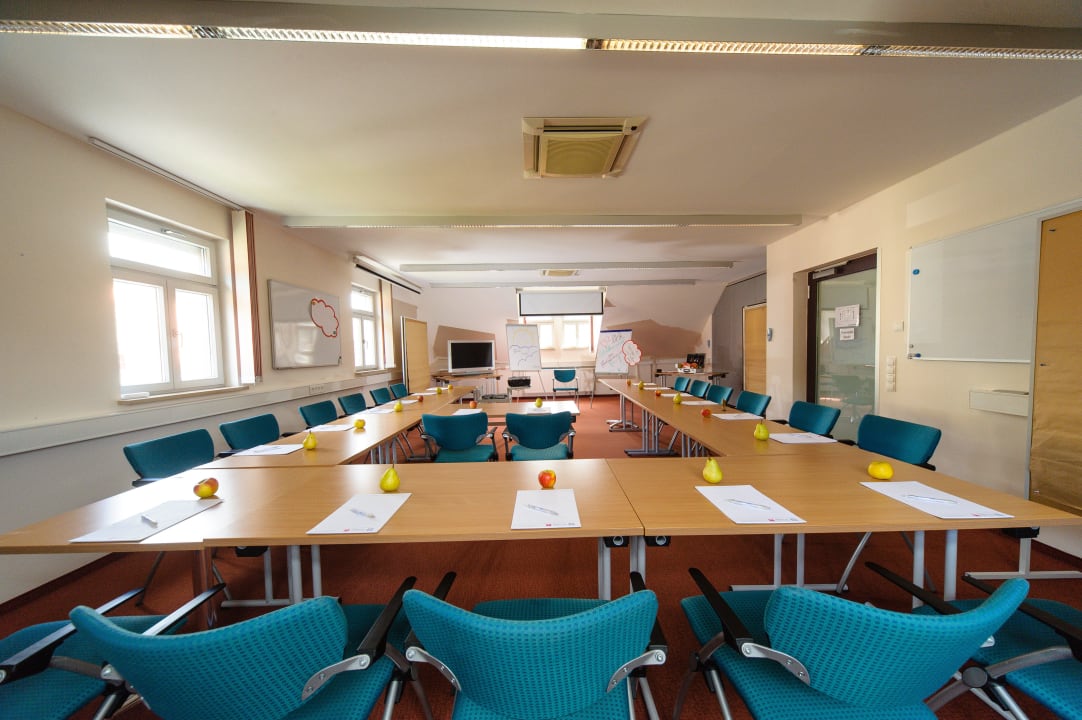 Raum für effizientes Tagen AKZENT Hotel Goldner Stern