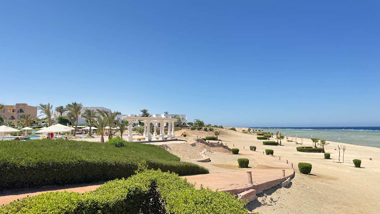 Strand Three Corners Equinox Beach Resort