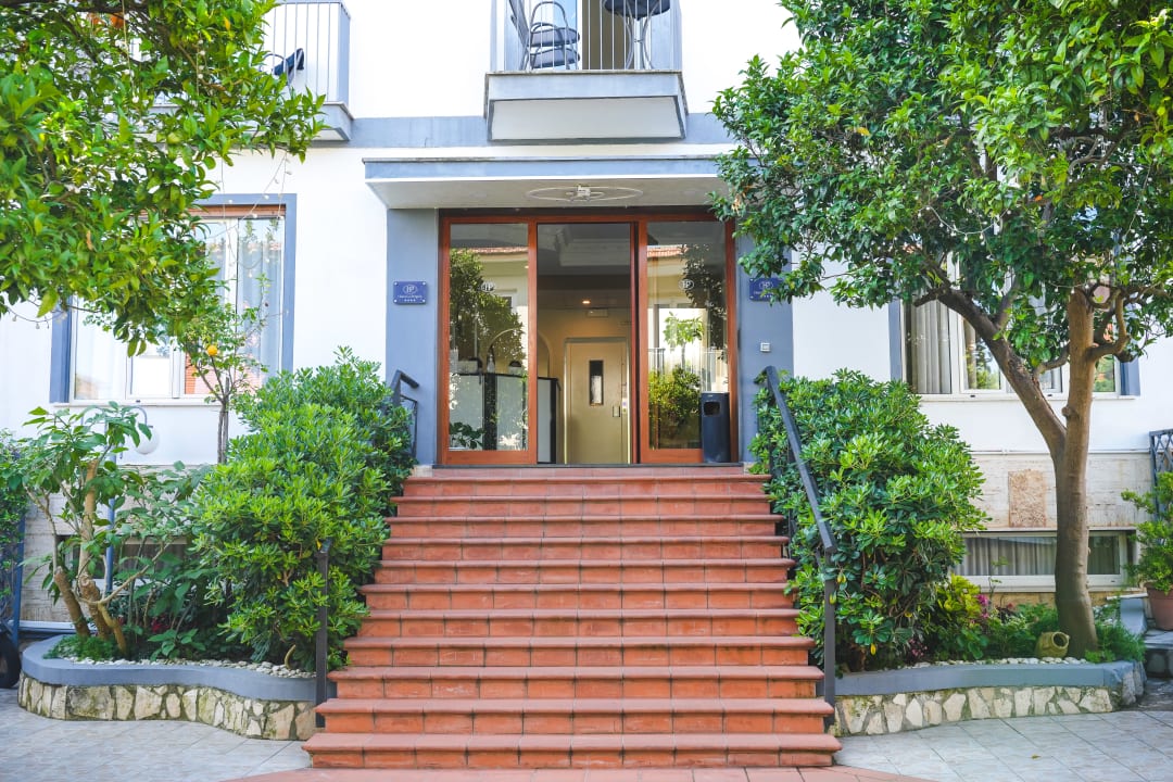 Lobby Hotel La Pergola Sorrento
