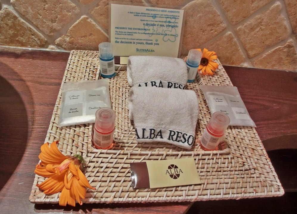 Dekoration der kostenlosen Pflegeprodukte im Bad Vila Alba Resort