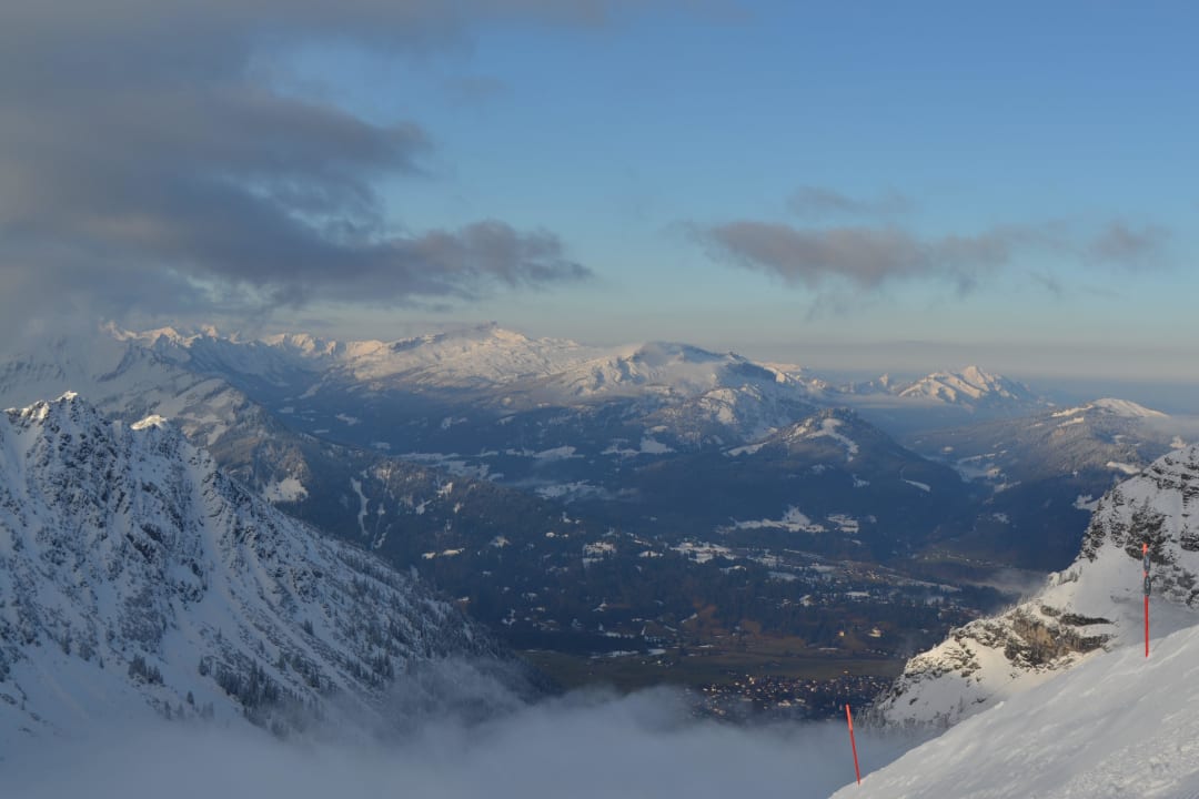 Ausblick nach Oberstdorf Hotel IgluLodge