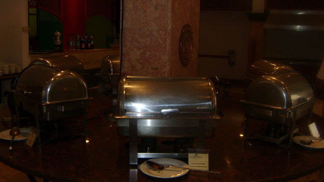 Hotel Excelsior Corinthia Asteria Collection Side