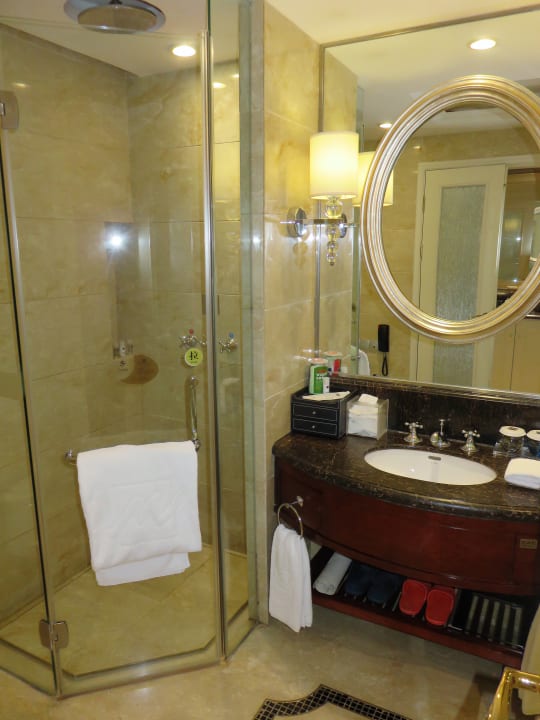 Zimmer Tangshan Guofeng Grand Metropark Hotel