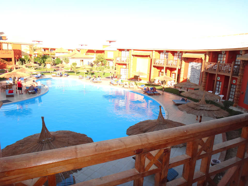 Ausblick vom Balkon Pickalbatros Alf Leila Wa Leila Resort - Neverland Hurghada