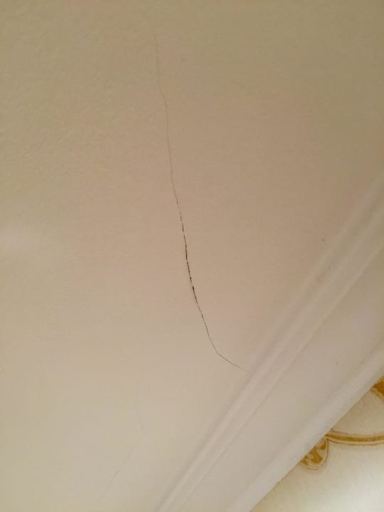 Verunreinigung an der Wand Hotel Diva's