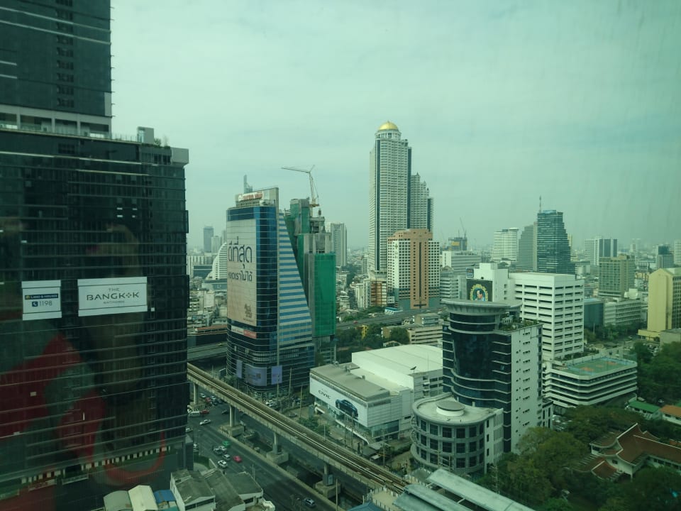 Aussicht aus Zimmer Eastin Grand Hotel Sathorn