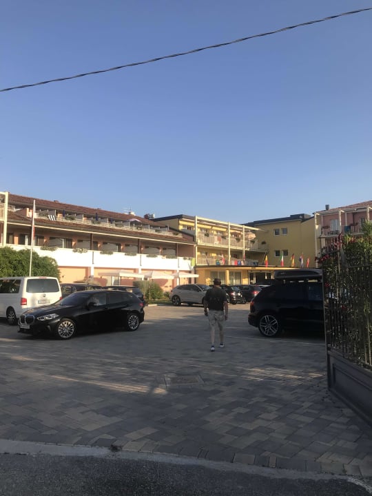Außenansicht Hotel Bella Lazise