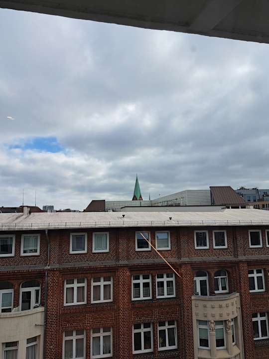 Ausblick Holiday Inn - the niu, Welly Kiel