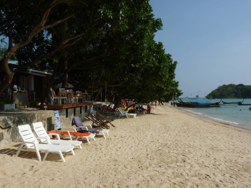 Blick zu Hotel Hotel Bliss Resort Khlong Muang