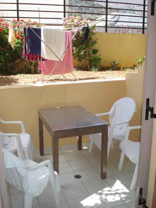 Appartment im Keller, mit Balkon Hotel Latania Apartments