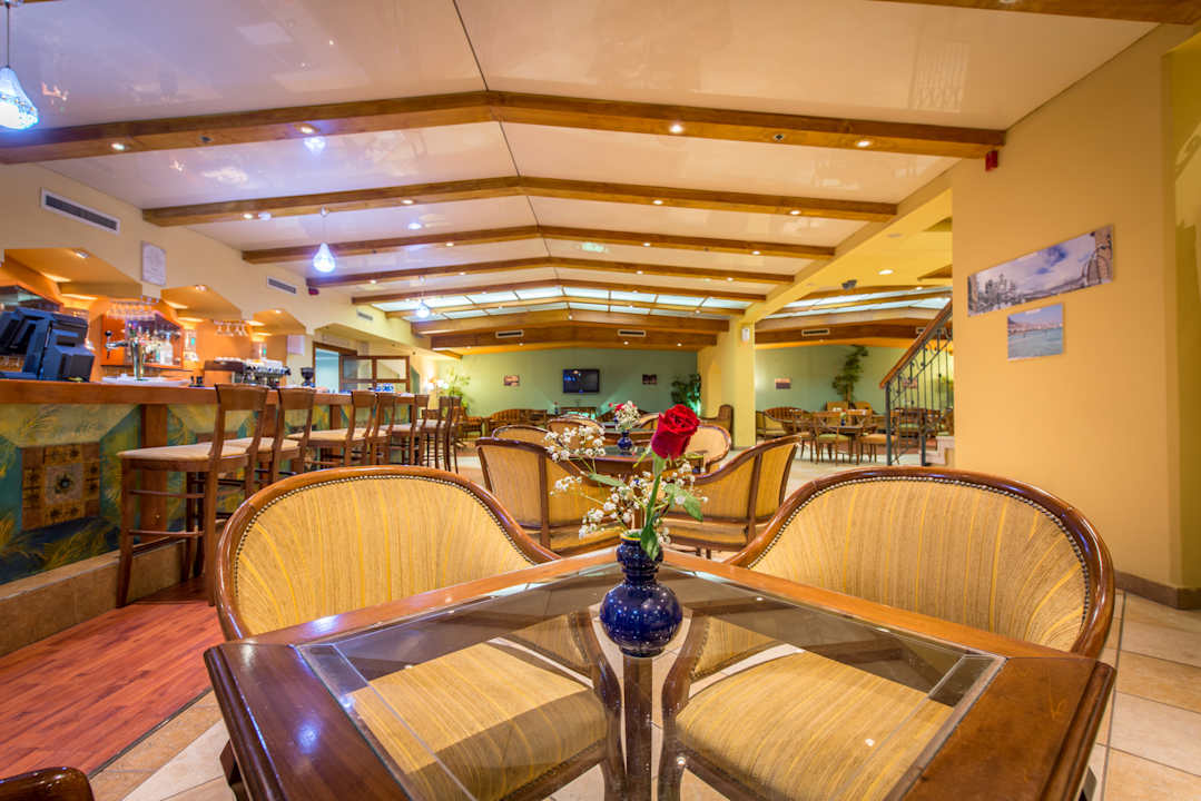 Lobby Mary's Well Nazareth Hotel