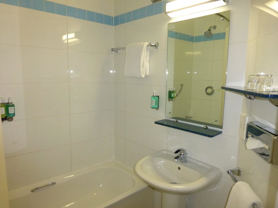 Badezimmer Leonardo Hotel London Croydon