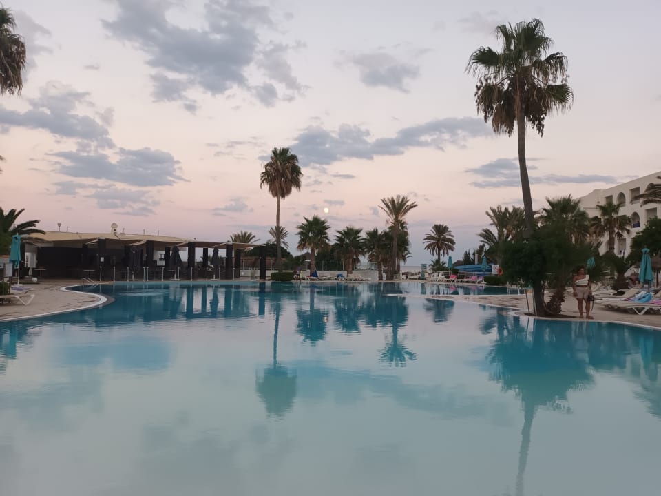 Pool Nozha Beach Resort & Spa