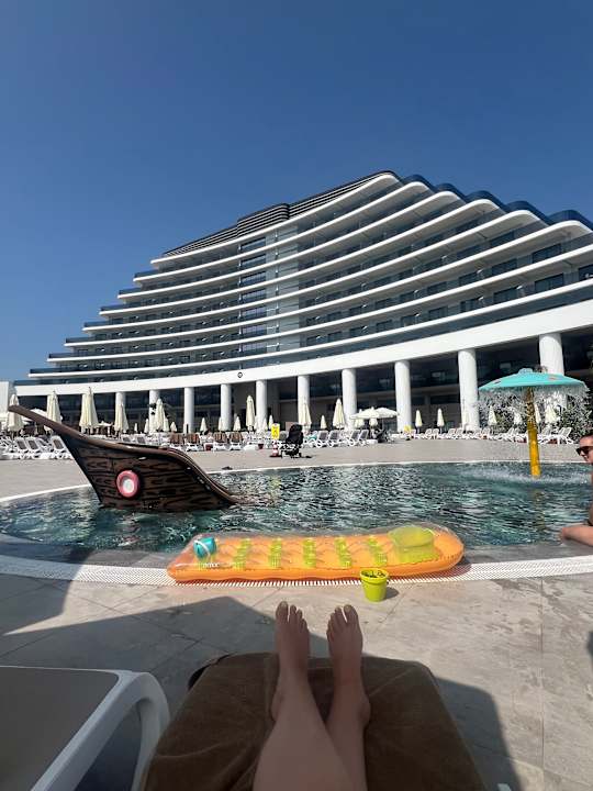 Pool Hotel Miracle Resort