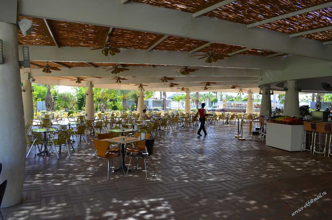AquaBar Hotel Delphin Imperial