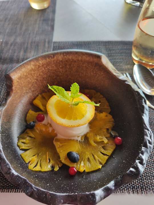 Gastro Pullman Maldives Maamutaa - All-Inclusive Resort - 50% off Domestic Transfers