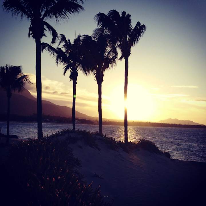 Strand Wyndham Alltra Samana