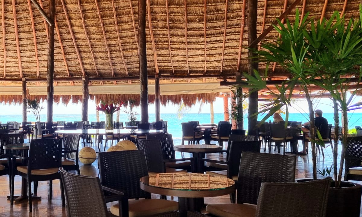 Gastro Akumal Bay Beach & Wellness Resort