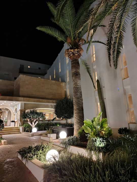 Außenansicht Universal Hotel Cabo Blanco - Adults Only