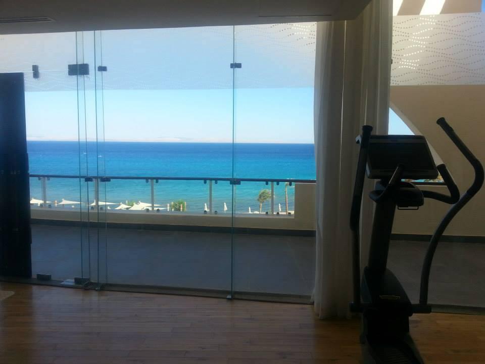 Toller Ausblick vom Fitnessraum Retac Qunay Dahab Resort and Spa