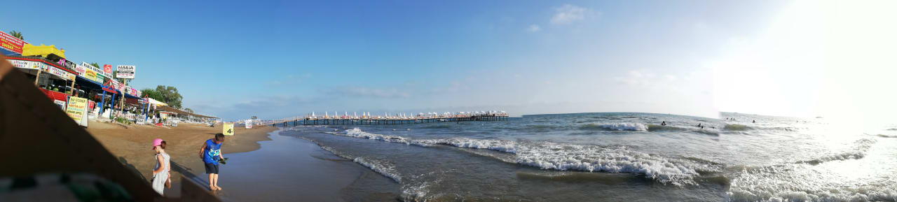 Strand Serenis Hotel