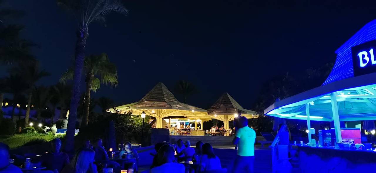 Gastro Brayka Bay Resort