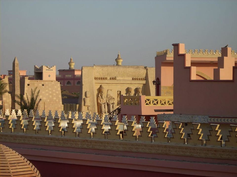 Widok z okna Pickalbatros Alf Leila Wa Leila Resort - Neverland Hurghada