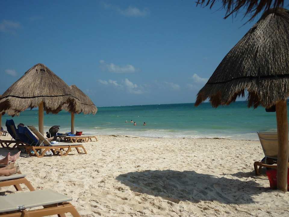 Schöner Strand und türkises Meer Ocean Coral & Turquesa by H10