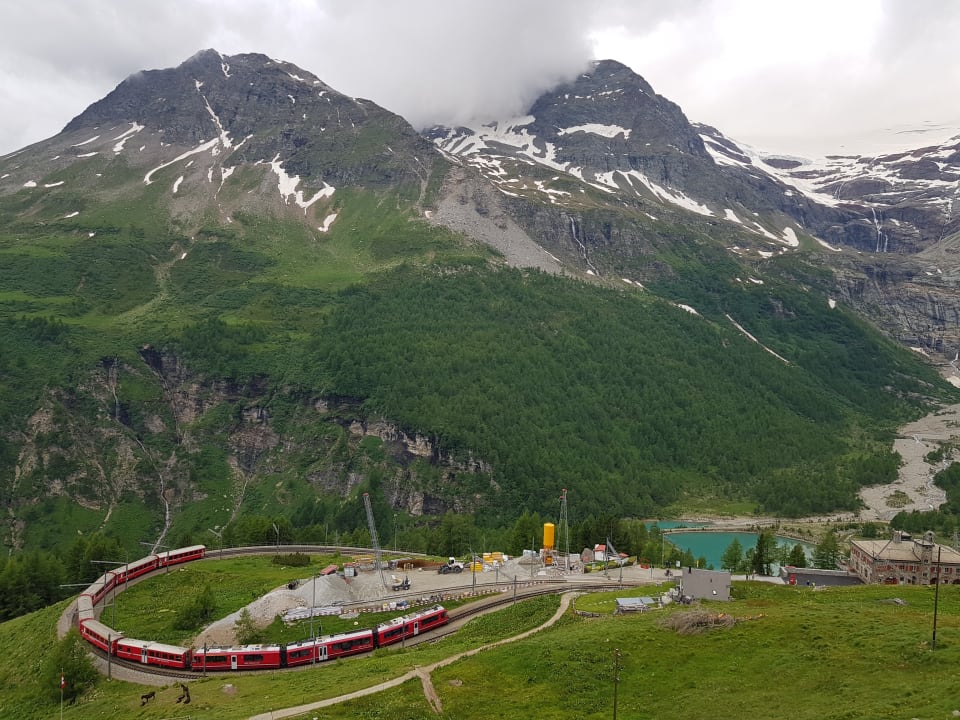 Ausblick Hotel Alp Grüm