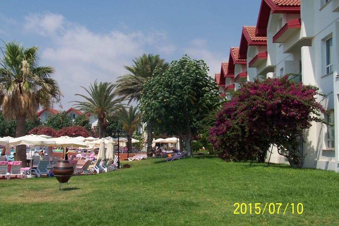 Bungalow+basen Salamis Bay Conti Resort Hotel & Casino