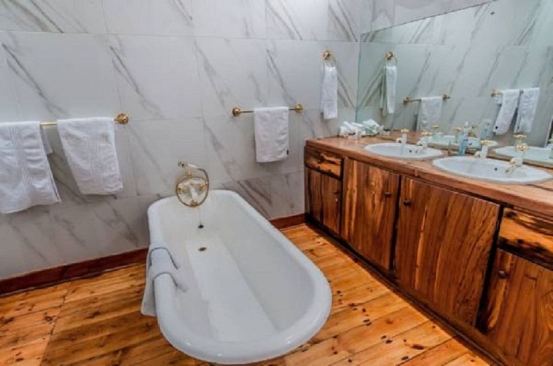 Zimmer Lenore Guest House